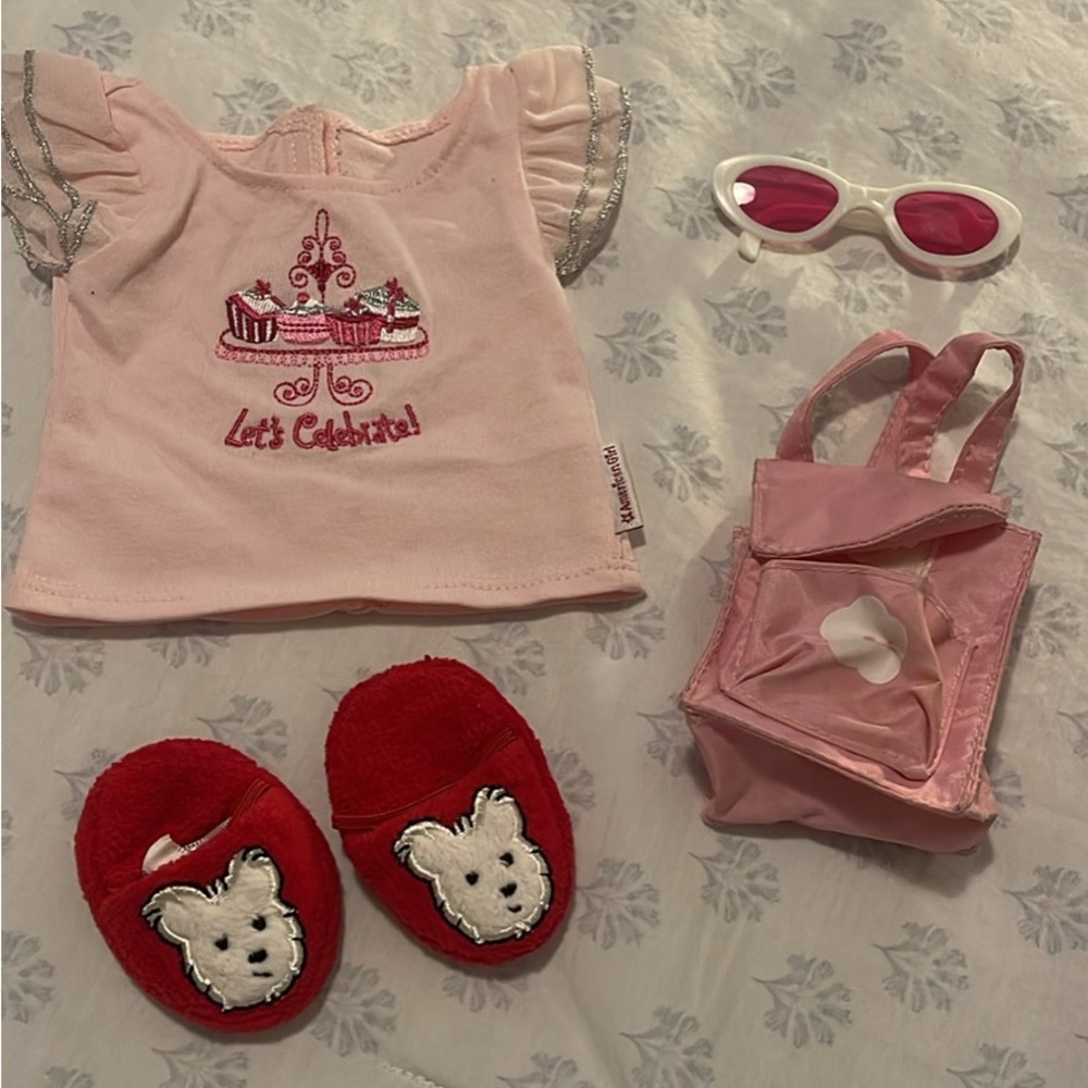 🎂 AMERICAN GIRL Pink Doll Birthday Shirt + Slippers (incl 2 Accessories)